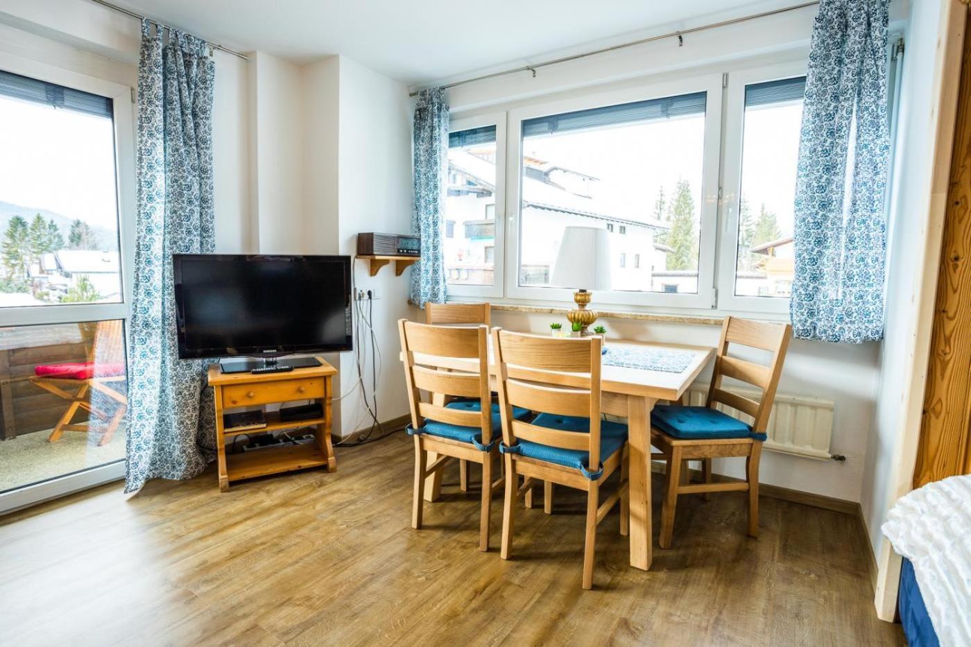 Appartement Amalie By Monicare Seefeld in Tirol Exterior photo